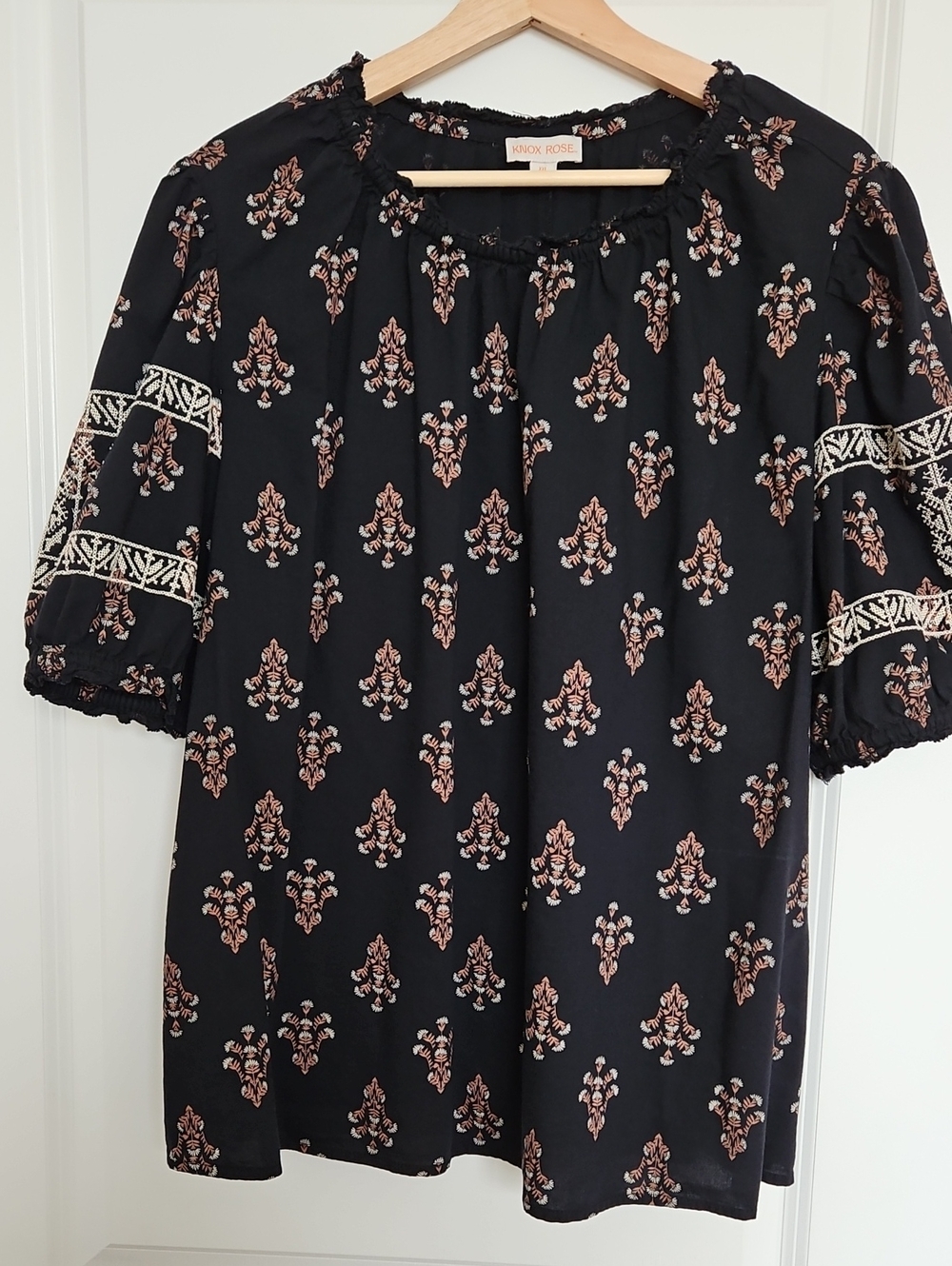 Knox Rose Blue Top with Orange Floral Motif